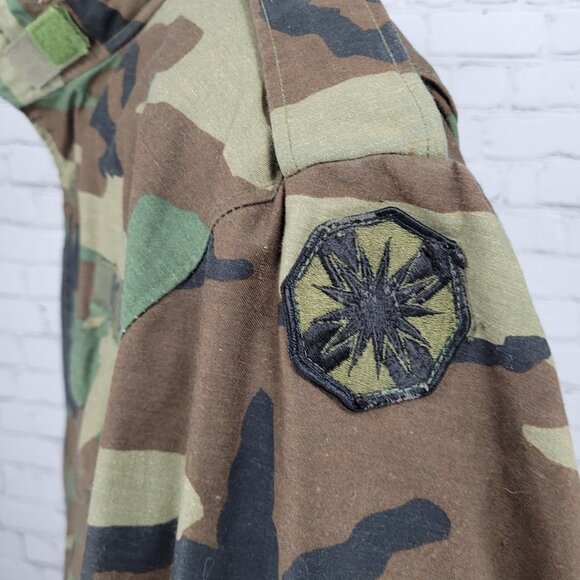 US Army Camo Cold Weather Field Jacket Zip Snap Military Army Medium M - Picture 9 of 14